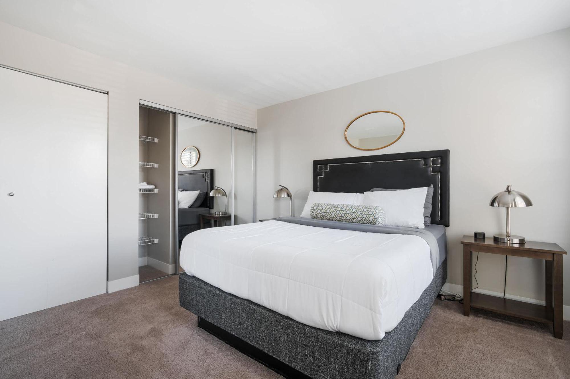 Modern Mass Ave 1Br Apartment With Kitchen Indianapolis Kültér fotó