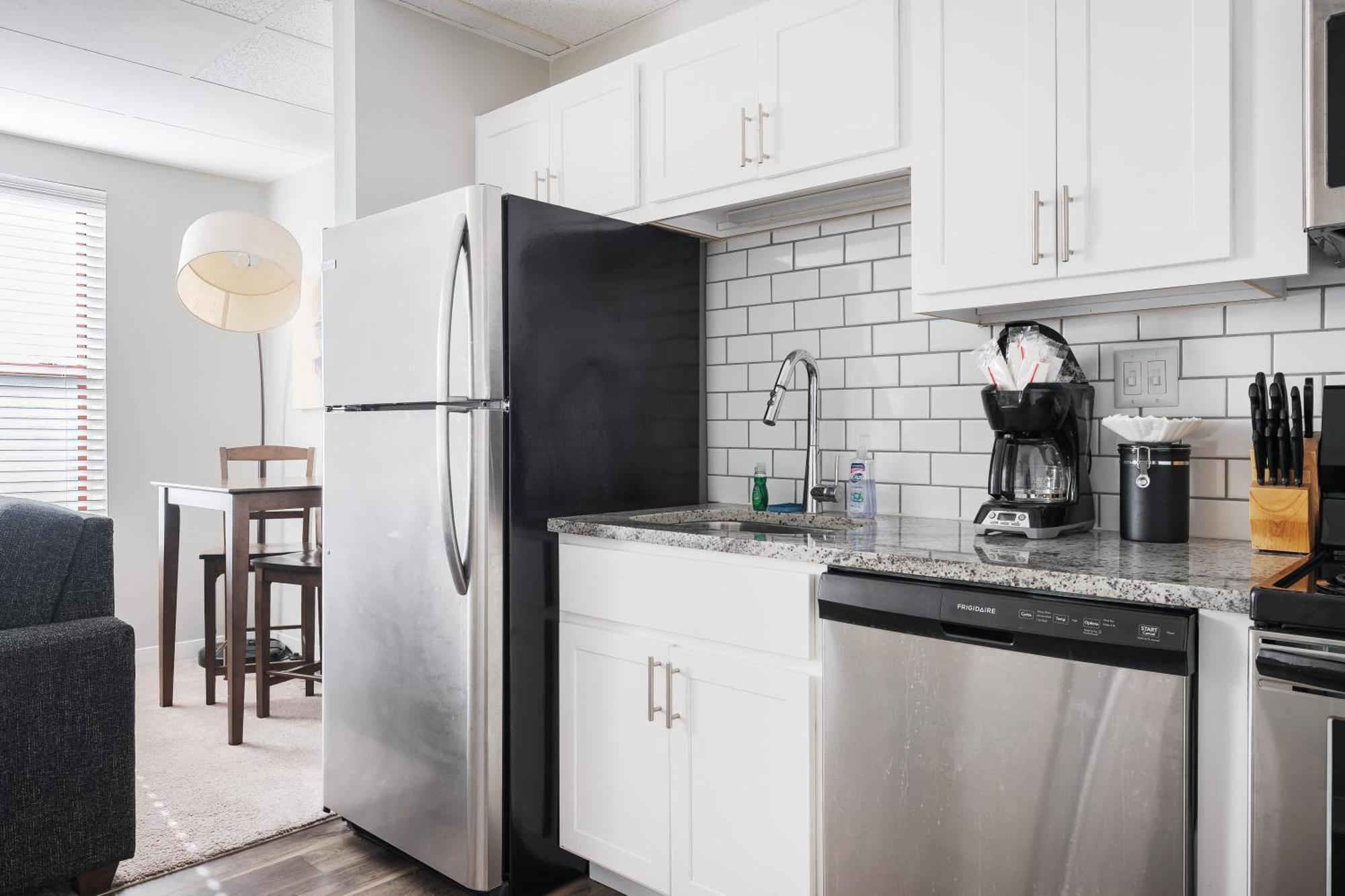 Modern Mass Ave 1Br Apartment With Kitchen Indianapolis Kültér fotó